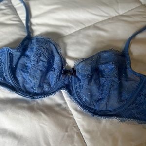 Victoria's Secret Underlined- Demi 34C